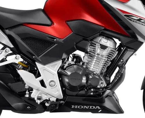 Detalhe do motor 300cc Honda CB 300F Twister CBS