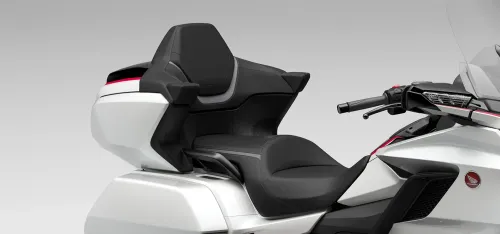 Assento da Gold Wing com acabamento premium