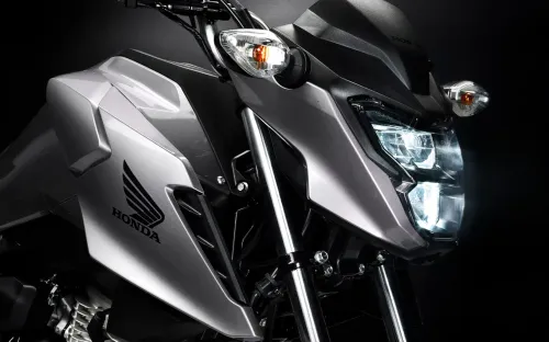 Lanterna e farol em LED CG 160 Fan