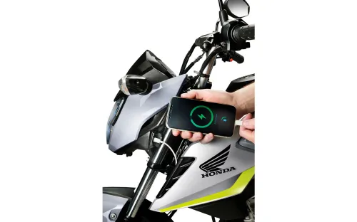 Entrada USB-C CG 160 Titan